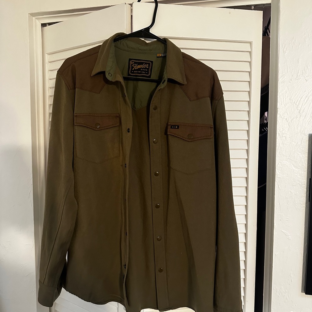 Howler Brothers Two-Tone Green Shirt.